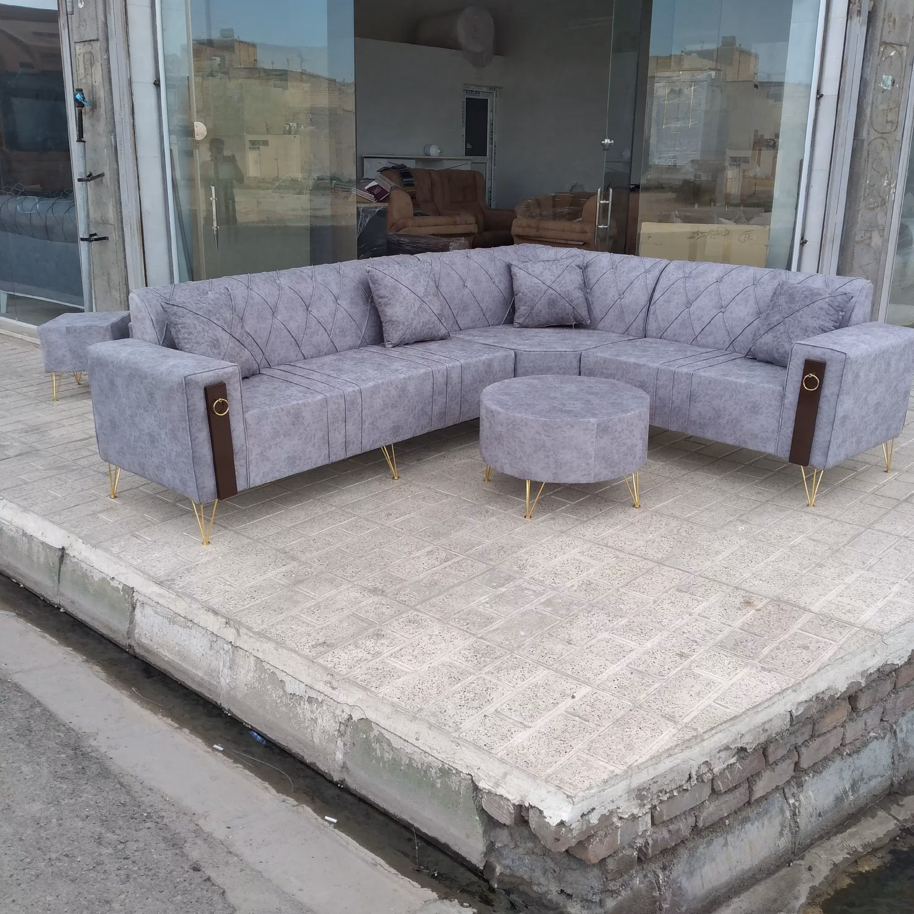 مبل ال چستر کمجا پایه فلزی 6 نفره در تنوع رنگ بندی