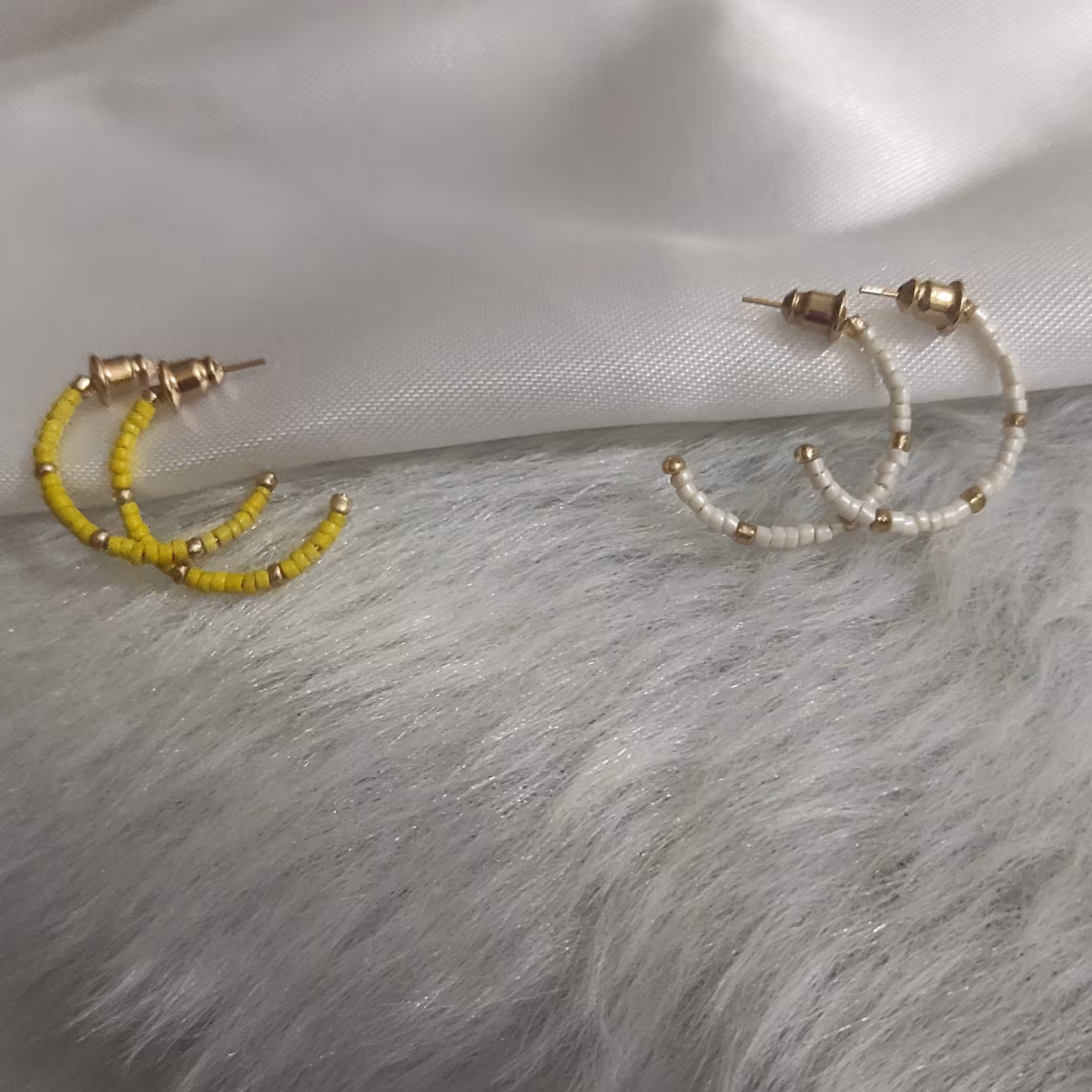 گوشواره نیم حلقه