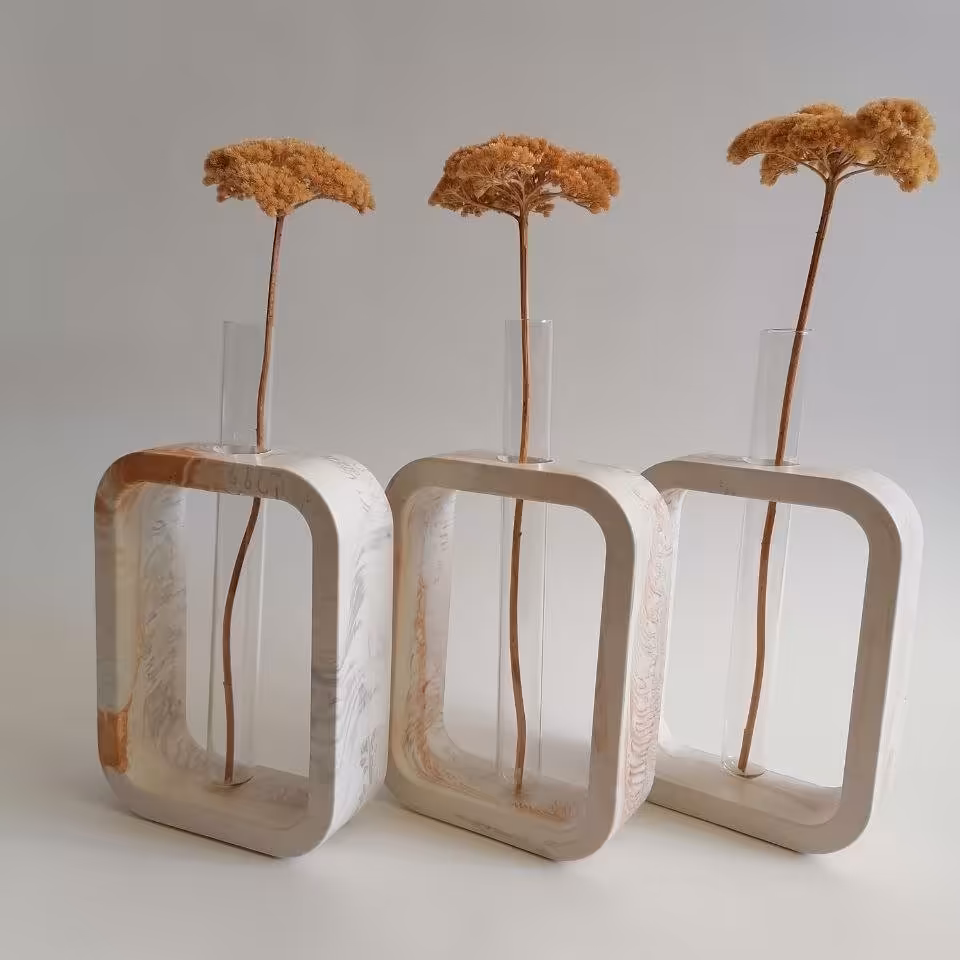 گلدان شیشه خور