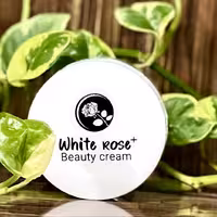 وایت رز پلاس به‌همراه صابون