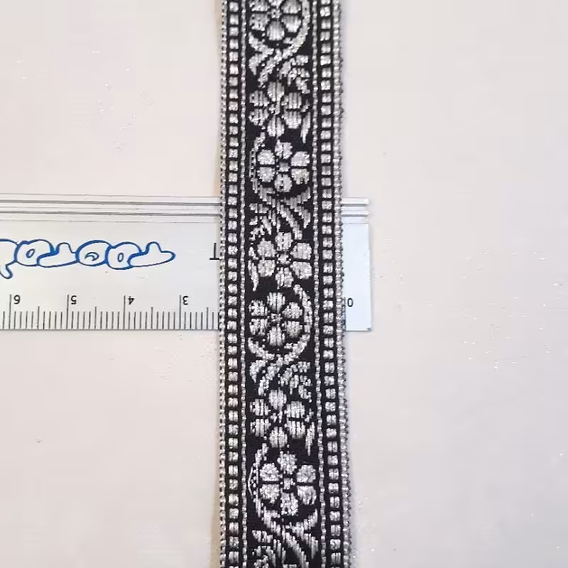 نوار یراق تزیینی لباس(یک متر)