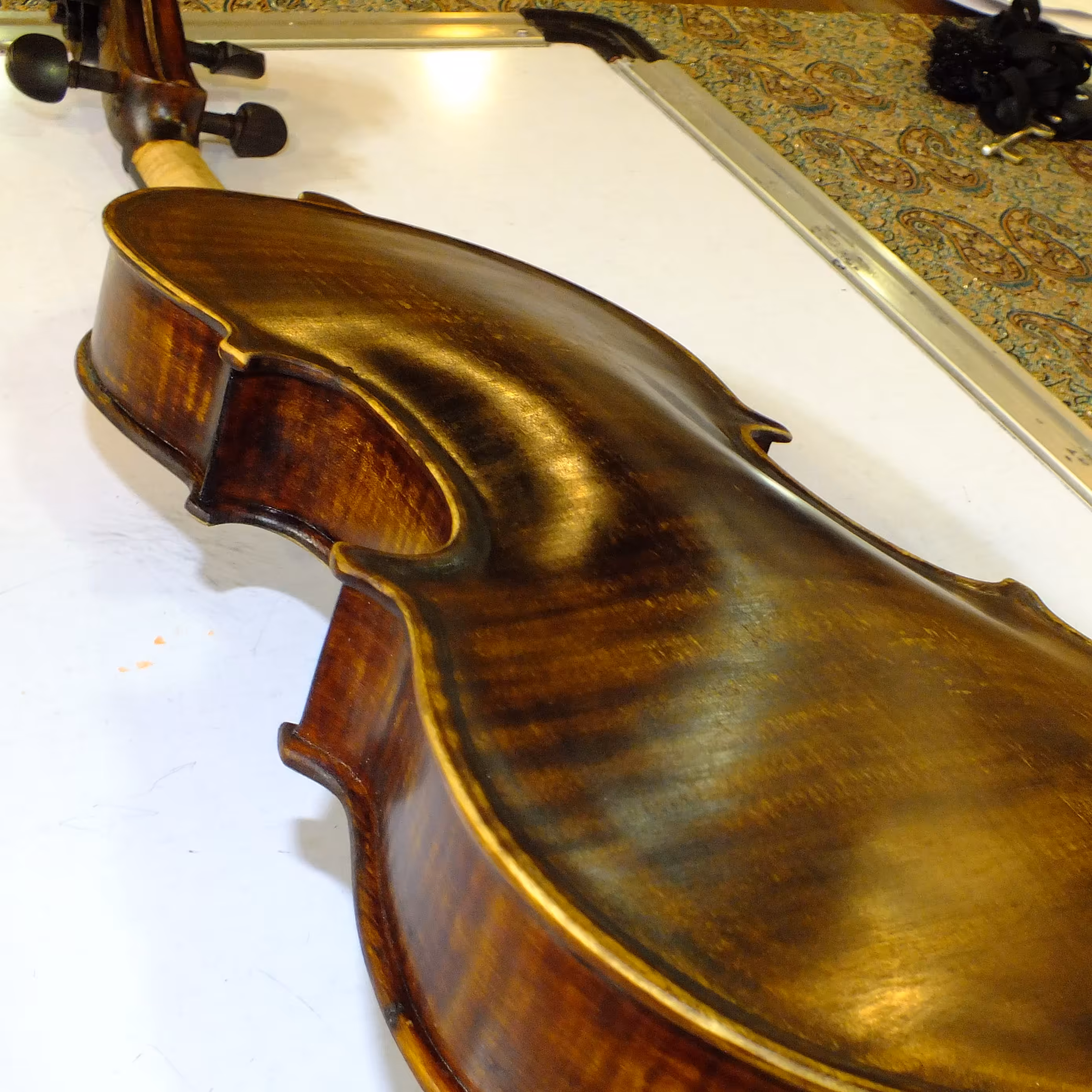 ویولن دست ساز 