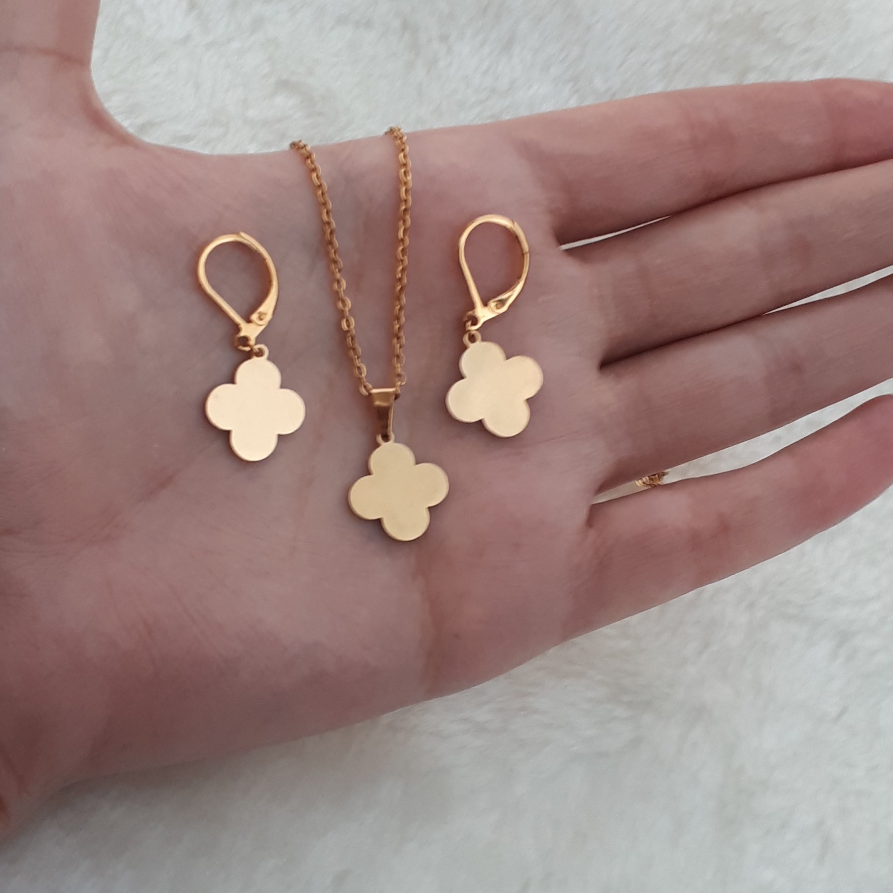 نیم ست استیل رنگ ثابت تضمینی نیم ست زنانه نیم ست ونکلیف گردنبند زنانه گوشواره زنانه گردنبند استیل زنانه گوشواره استیل 