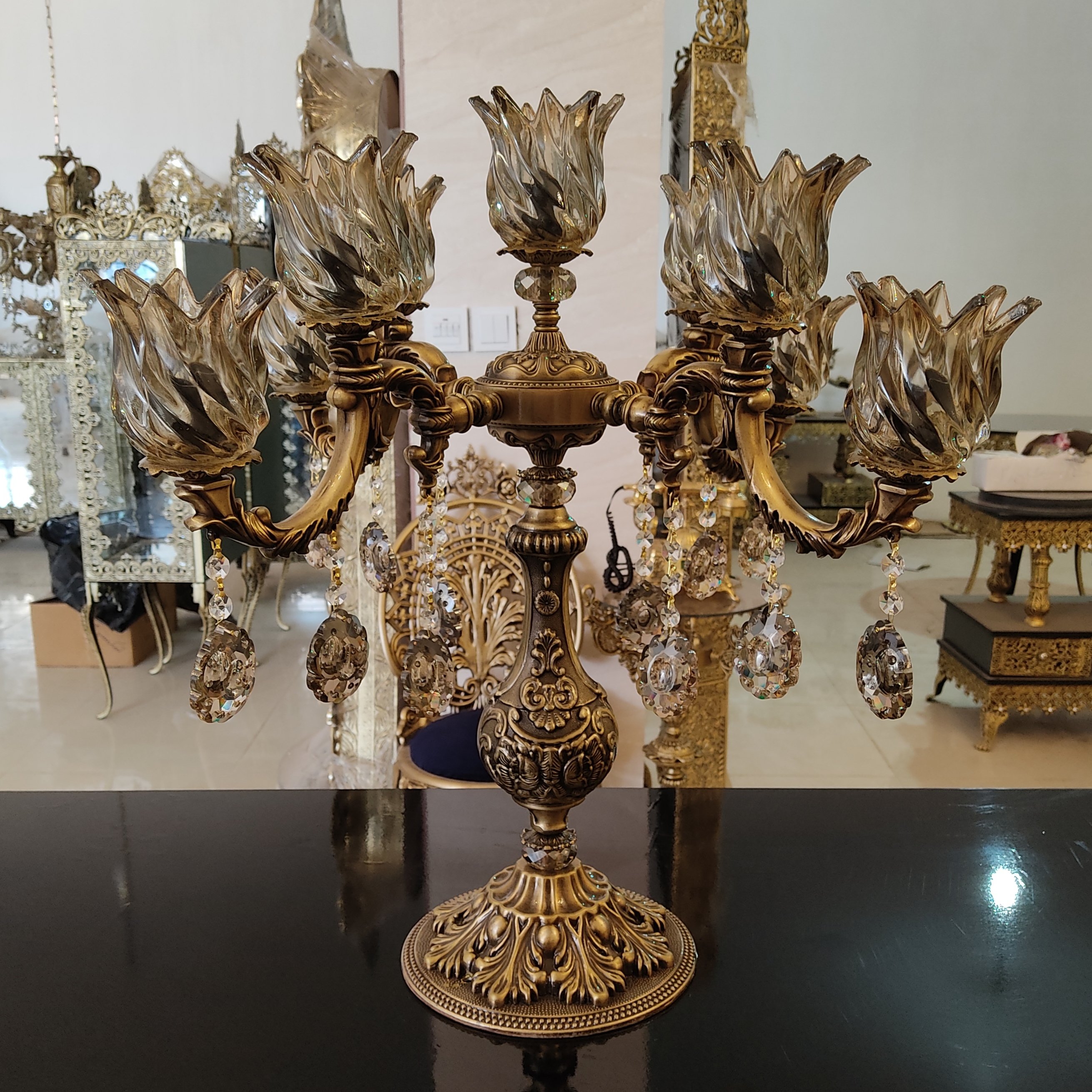 لوستر رومیزی آباژور رومیزی