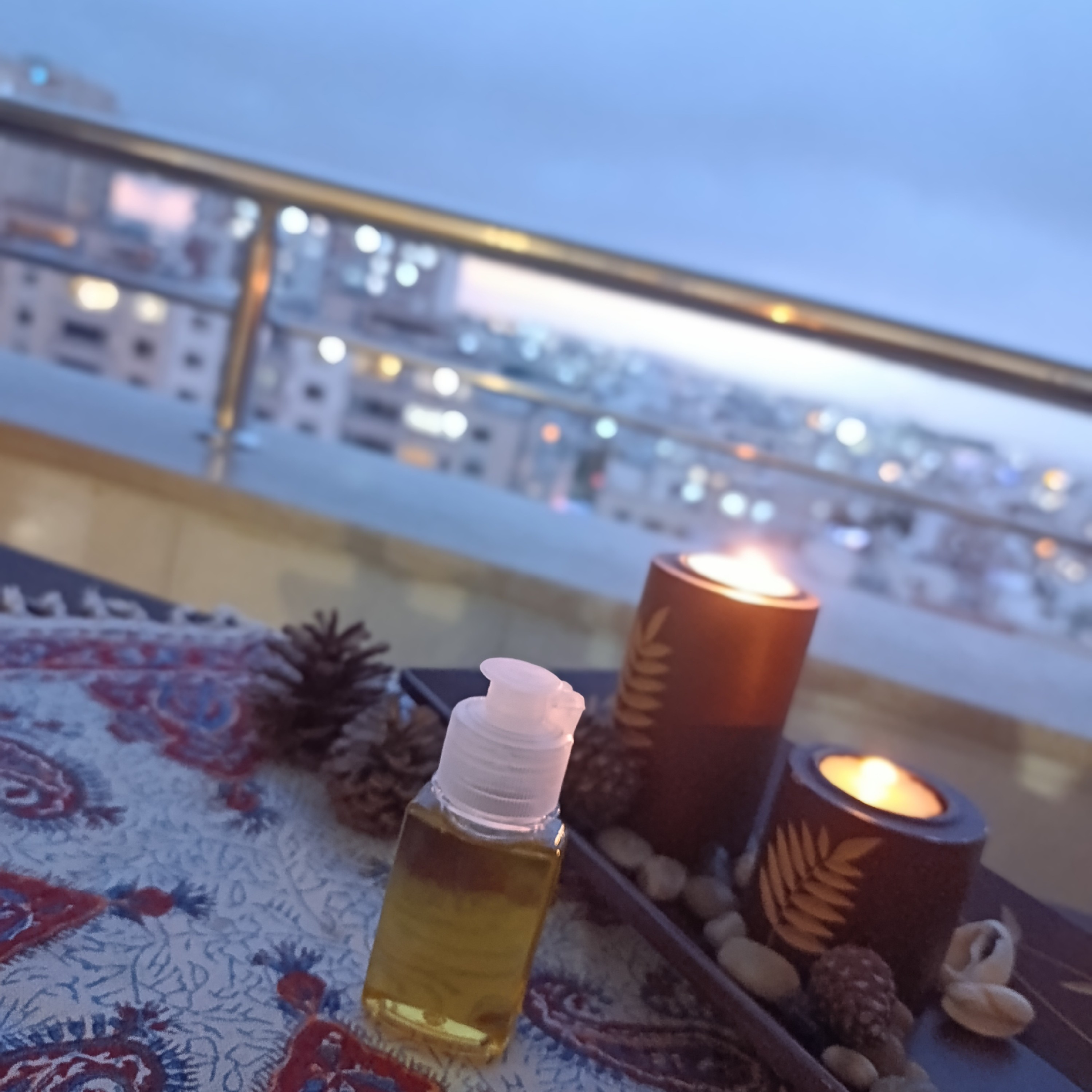 روغن رز ماری بر پایه روغن کنجد خالص و خانگی 60 cc