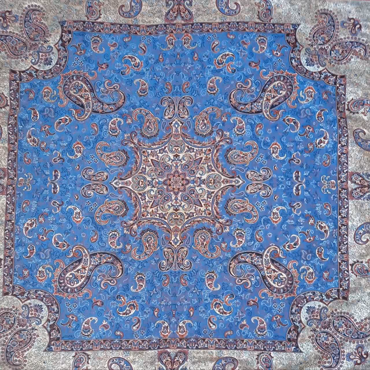 رومیزی ترمه طرح طوبی رنگ آبی درباری