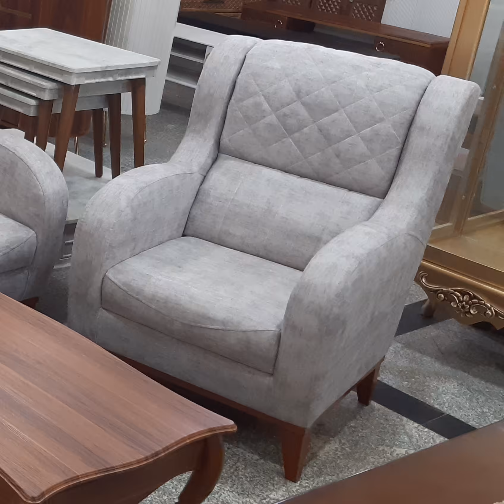 مبل راحتی 7 نفره باکیفیت عالی مدل آیدا تعداد نشیمن 2عدد تکی  1عدد 2نفره 1 عدد 3 نفره 