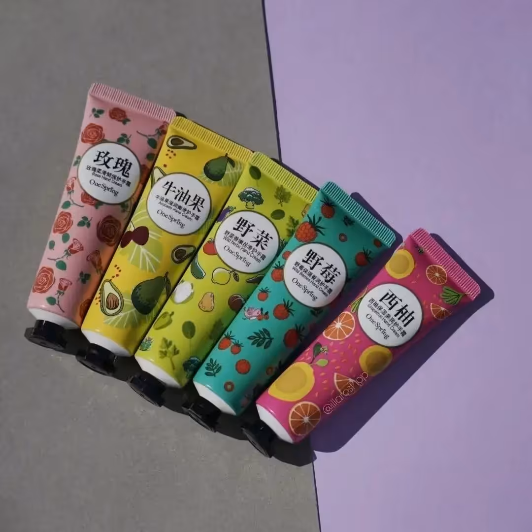 کرم مرطوب کننده و مغذی دست وان اسپرینگ