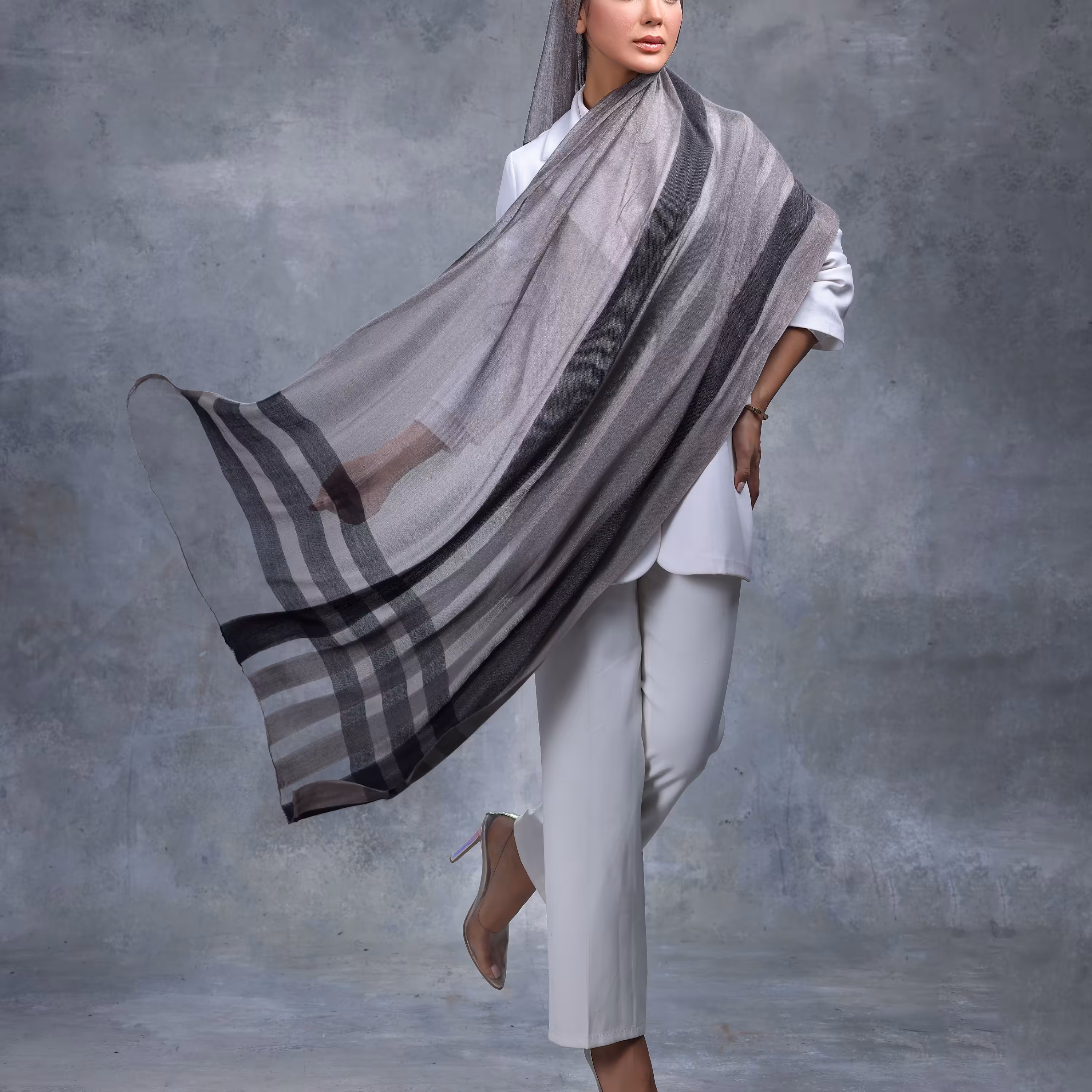 شال نخ و ابریشم میله ای6