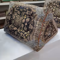 پشتی مثلثی نگین (سرمه ای)