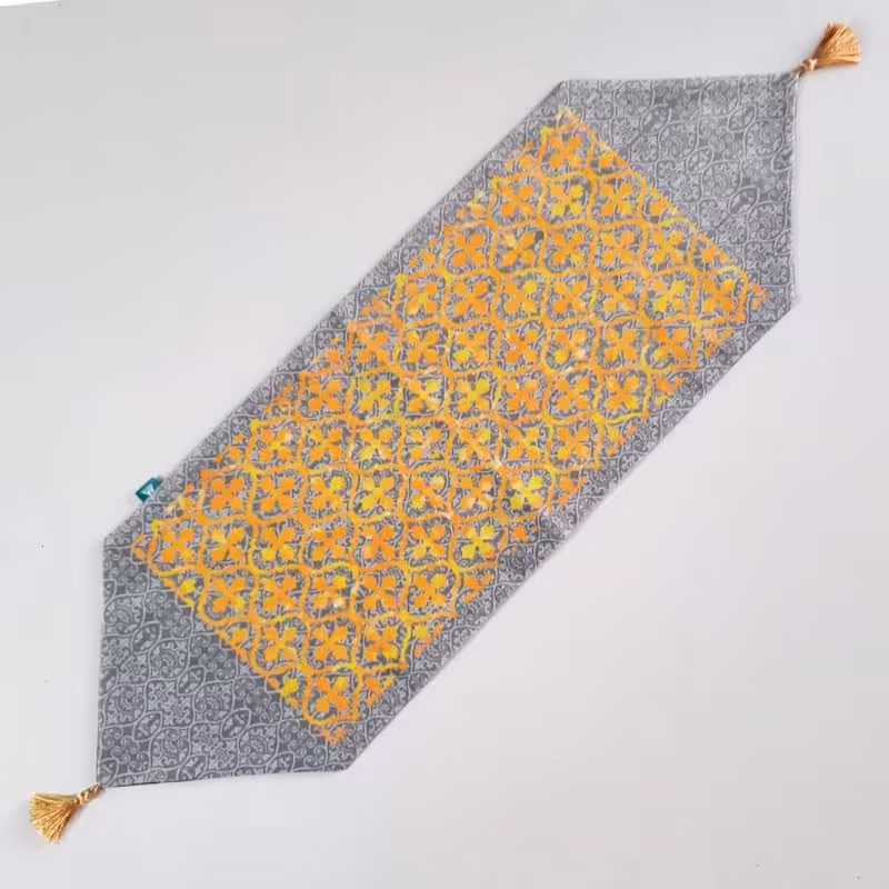 رانر جلو مبلی مخمل آستر دار طرح  مرجان طوسی نارنجی سایز 35X105 منگوله دار