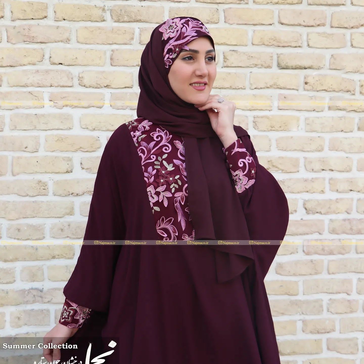 عبا مجلسی ست هد شال و مانتو عبایی به رنگ زرشکی فری سایز با جنس کرپ الگانس (عبای ماهتیسا) عبا بحرینی