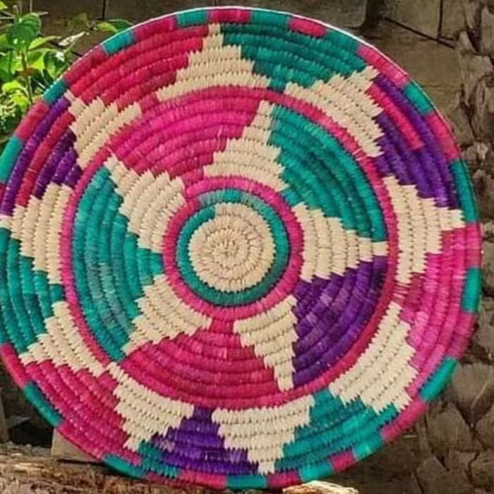 سینی حصیری رنگی طرح ستاره صورتی 50 سانتی