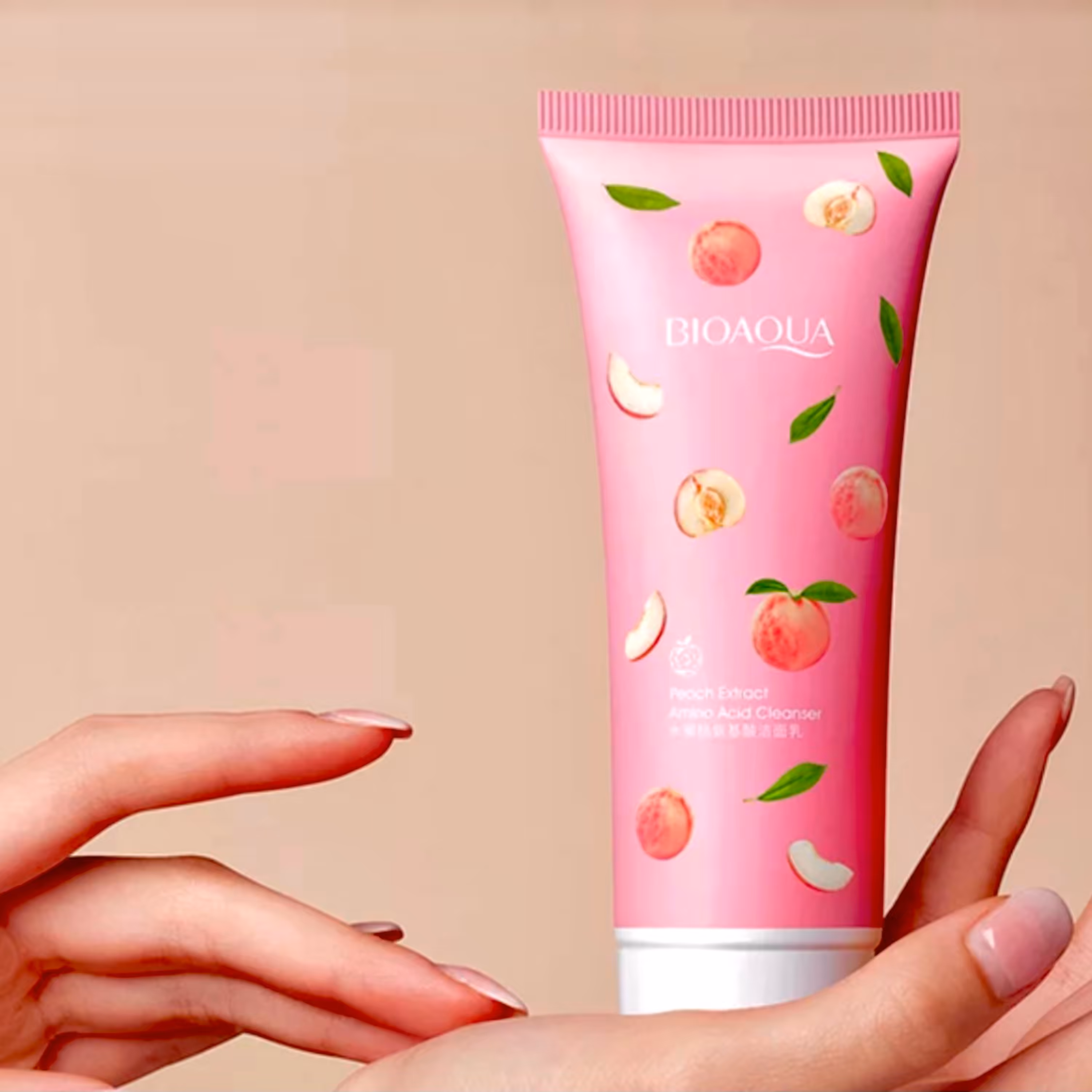 کرم روشن کننده دست هلو