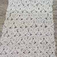 رانر زیبا و شیک مکرومه بافته شده با نخ سه و نیم میل رنگ شیری روشن(پس کرایه) 