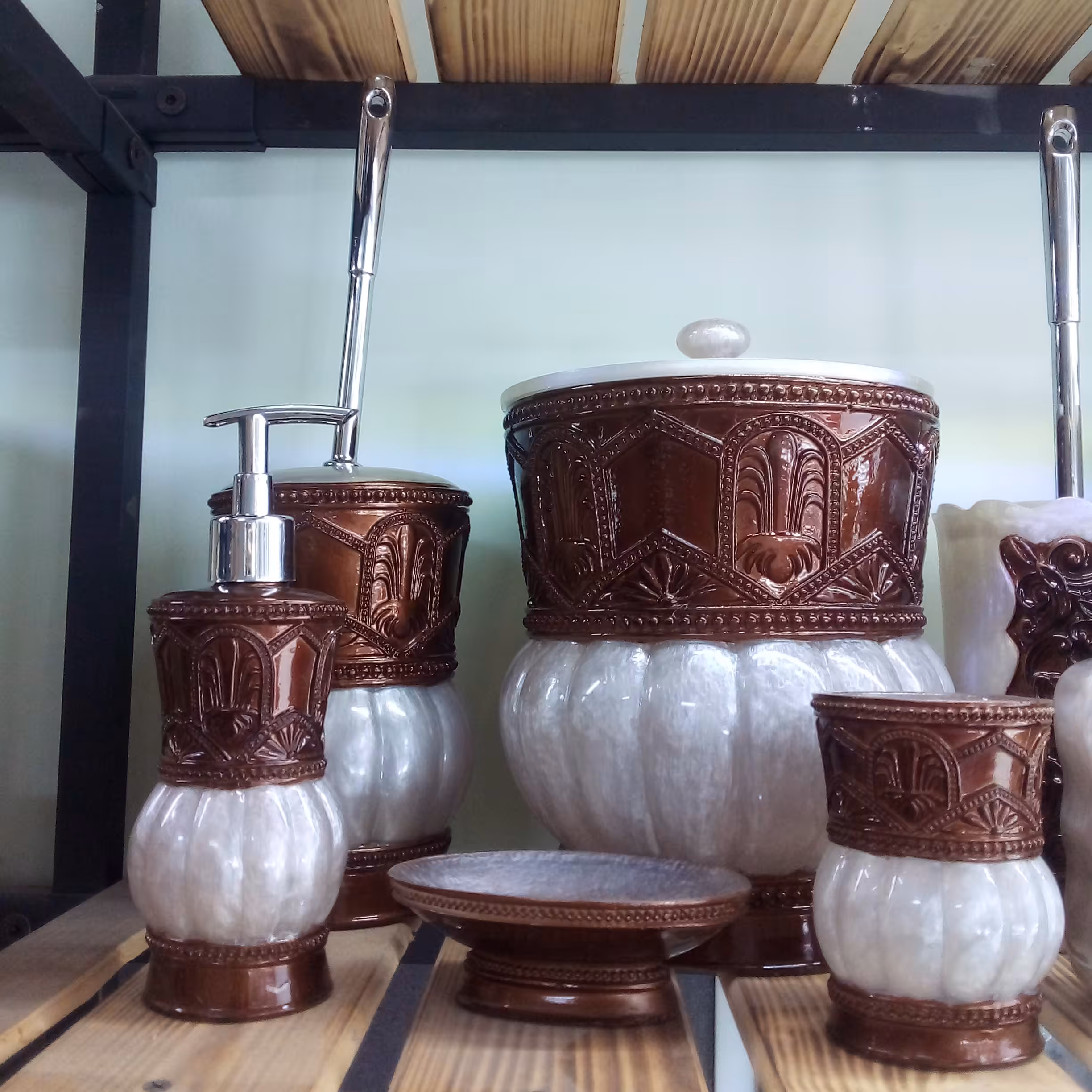 ست سرویس بهداشتی رزین مدل 88(ارسال تیپاکس پس کرایه)
