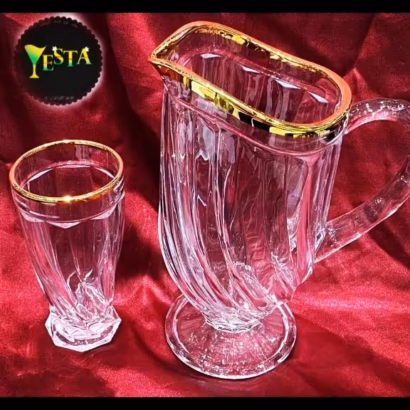 پارچ لیوان تولیپ لب طلا 