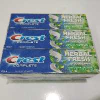 خمیر دندان کرست herbal fresh