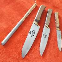 چاقوی استیل ضد زنگ حیدری چاقوی زنجان چاقو زنجان چاقو آشپزخانه چاقو استیل ضدزنگ زنجان ست4عددی شامل سه عدد چاقو با تیزکن