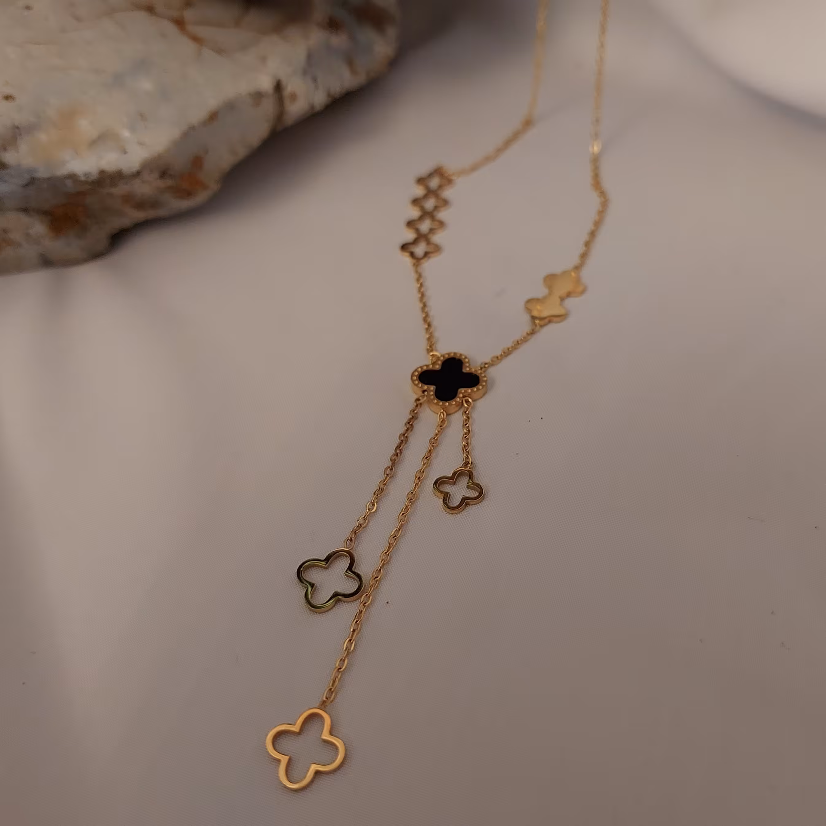 گردنبند ونکلیف  استیل رنگ طلایی ثابت