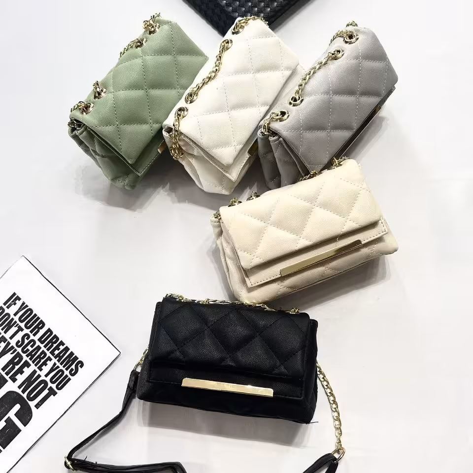 
کیف پاسپورتی زه دار 
