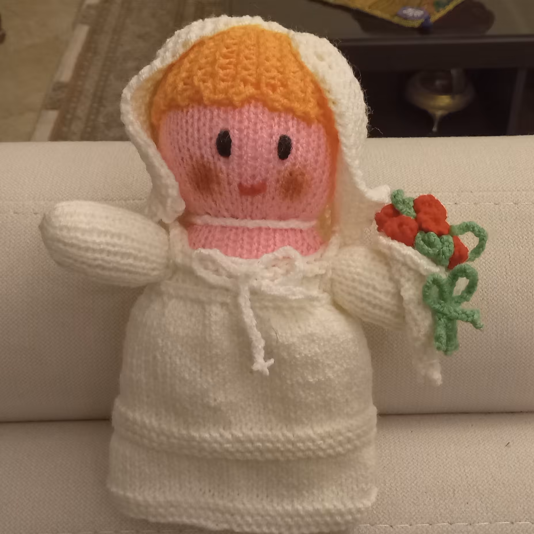 عروسک بافتنی ( بافته شده با دست ) از مرغوبترین کاموا ، دارای تنوع رنگ 