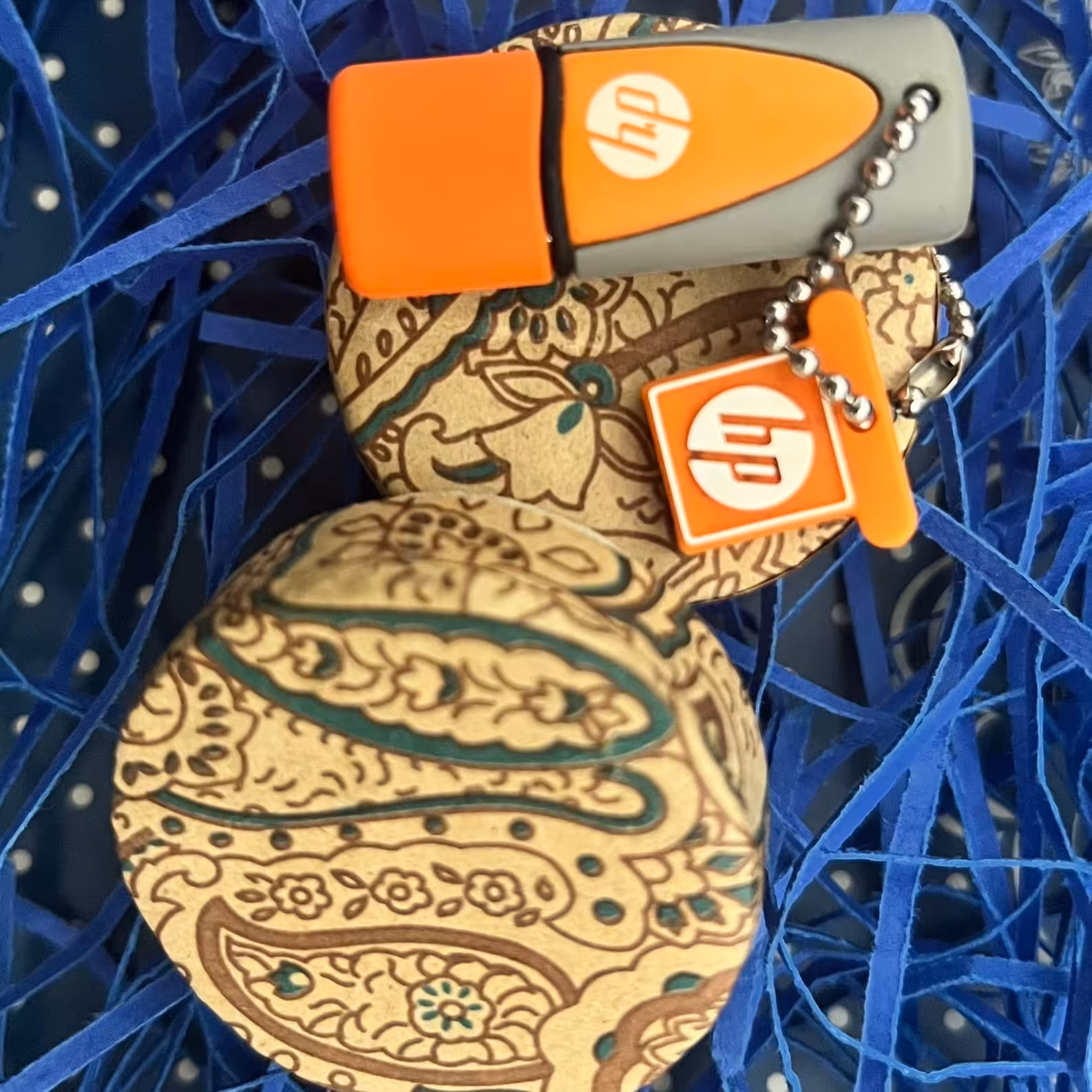 فلش مموری اچ پی 8 گیگ مدل 245 نارنجی