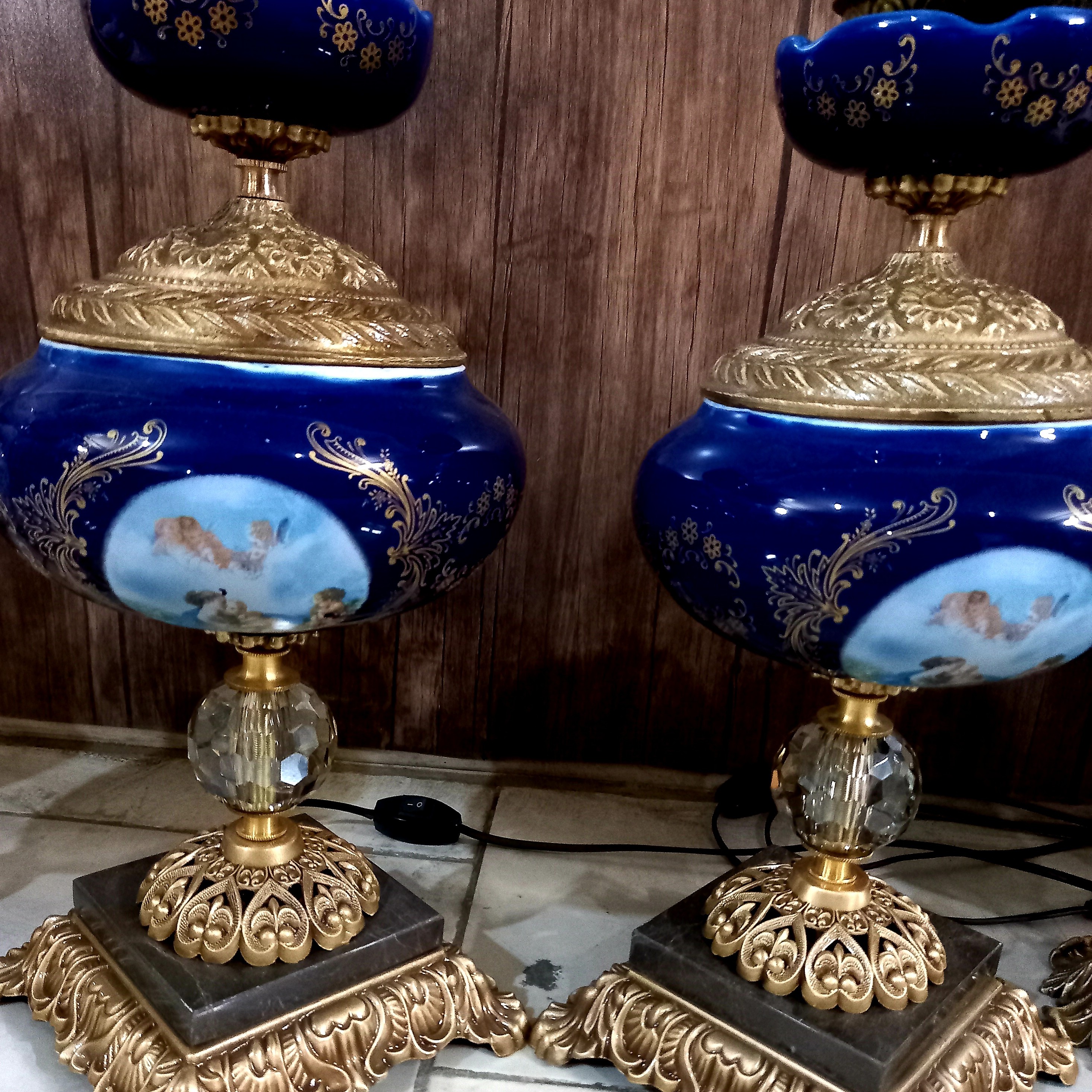 شمعدان در هر رنگ و مدل