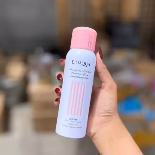 اسپری ضدآفتاب و سفیدکننده بدن و صورت با محافظت SPF و روشن کننده فوری