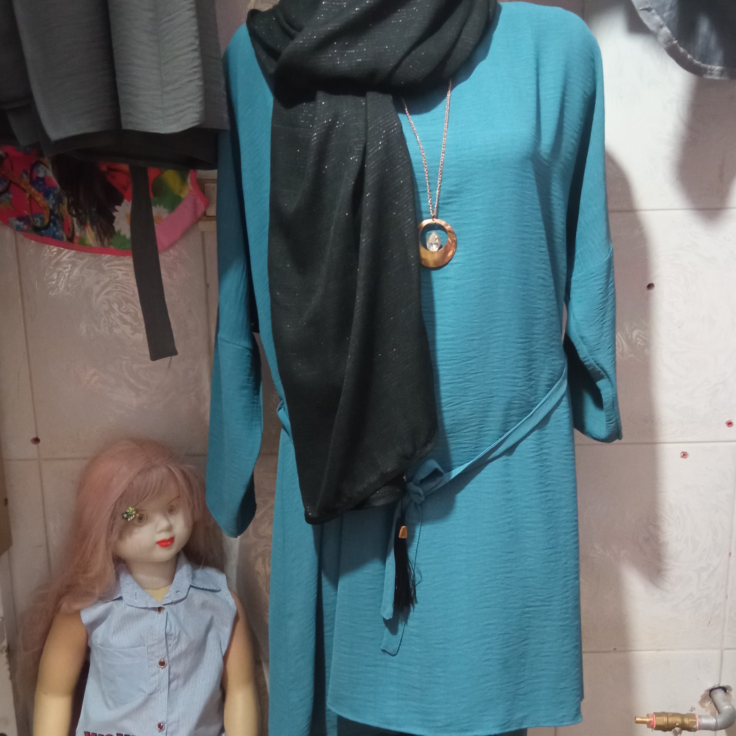 ست مانتو شلوار زنانه. ابروبادی