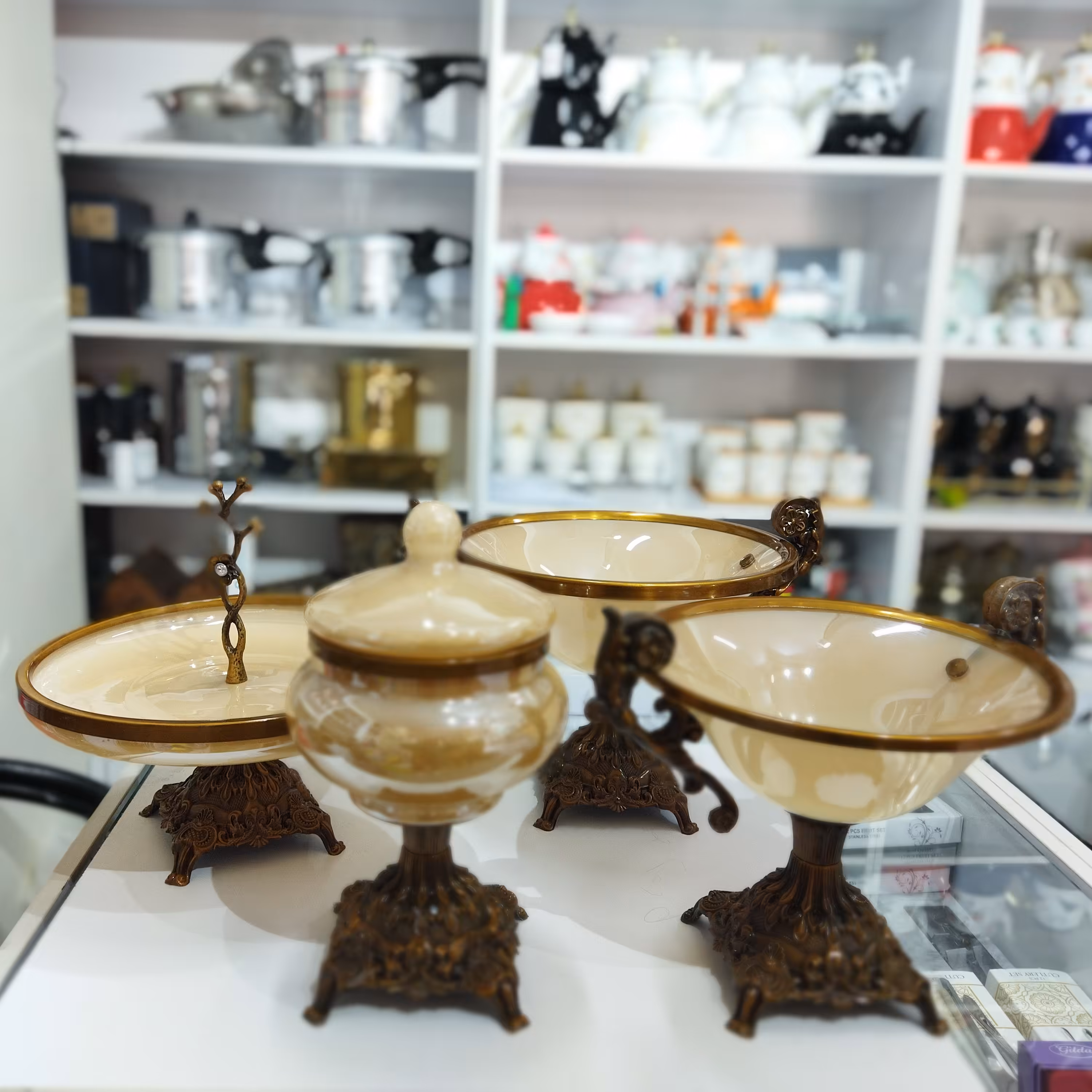 ست پذیرایی میوه خوری  شکلات  آجیل وشیرینی خوری