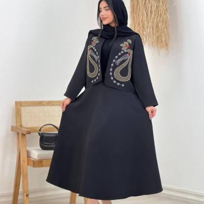 ست کت و دامن گلدوزی