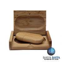 فلش مموری  دایا دیتا  ست  لوکس  چوبی مدل WO1000-15  ظرفیت16GB -USB2 رنگ گندمی