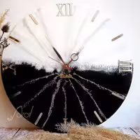 ساعت رزینی تم شب وروز