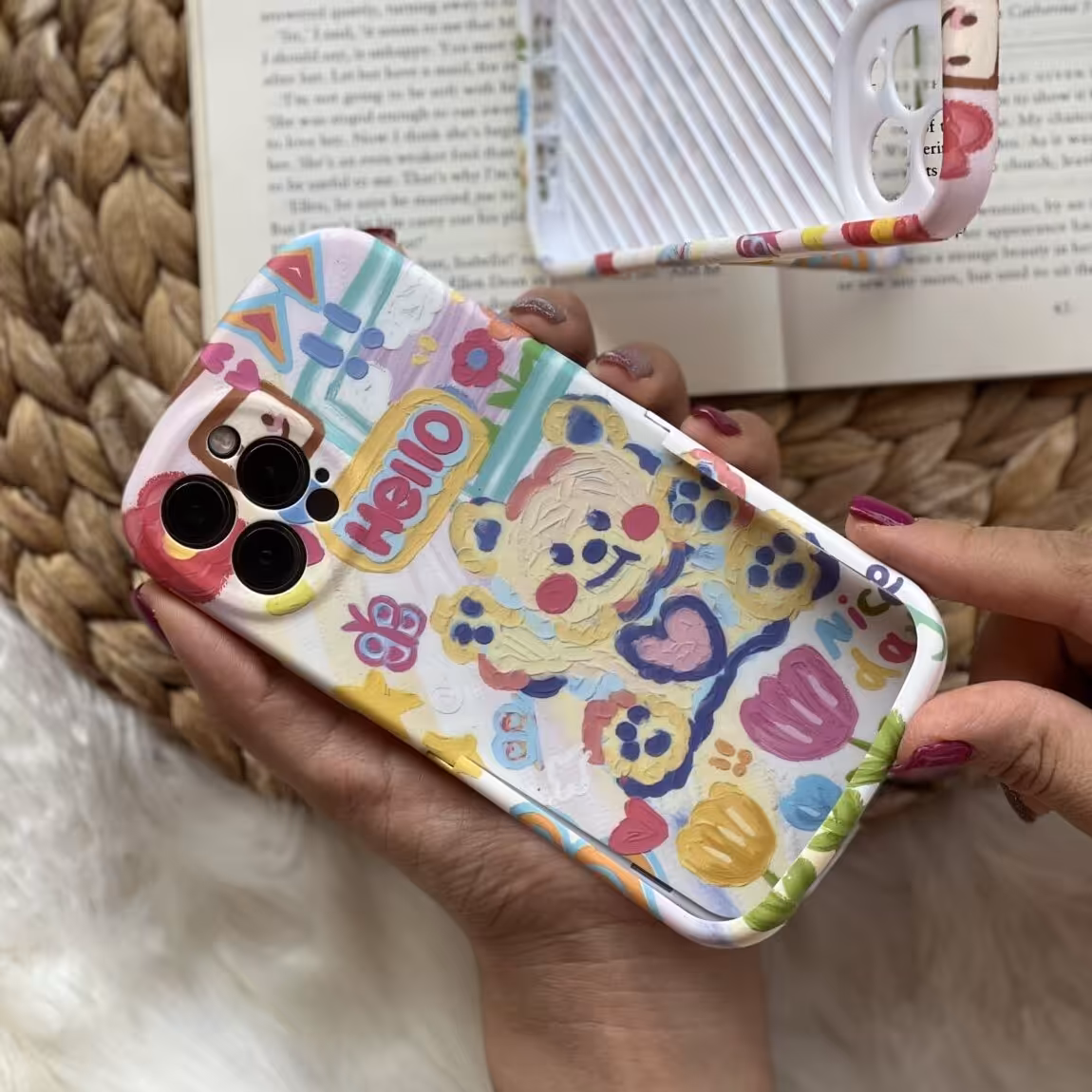 قاب موبایل آیفون خرس نقاشی آبرنگی پایه استند دار