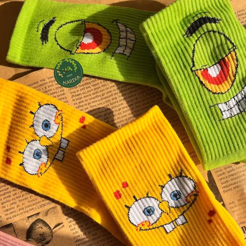 جوراب ساق بلند مناسب باشگاه اکیپ باب اسفنجی جنس نخی