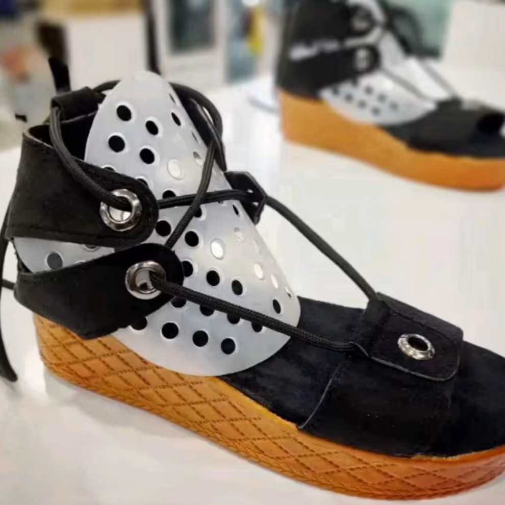 کفش تابستونی زنانه بند دار