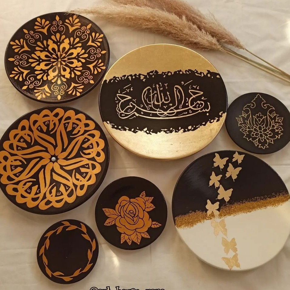 ست دیوارکوب مذهبی مشکی طلایی با طرح پروانه بسیار شیک وخاص مناسب دیزاین منزل ویا هدیه به عزیزانتون