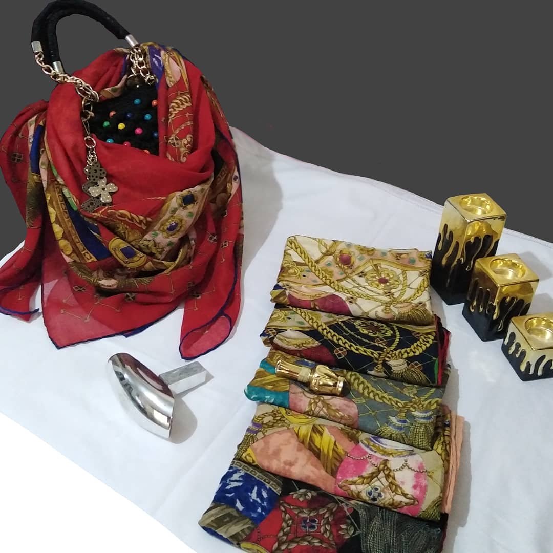 روسری نخی دور دست دوز قواره دار بسیار خنک و خوش سر کیفیت تضمینی از برند معتبر 