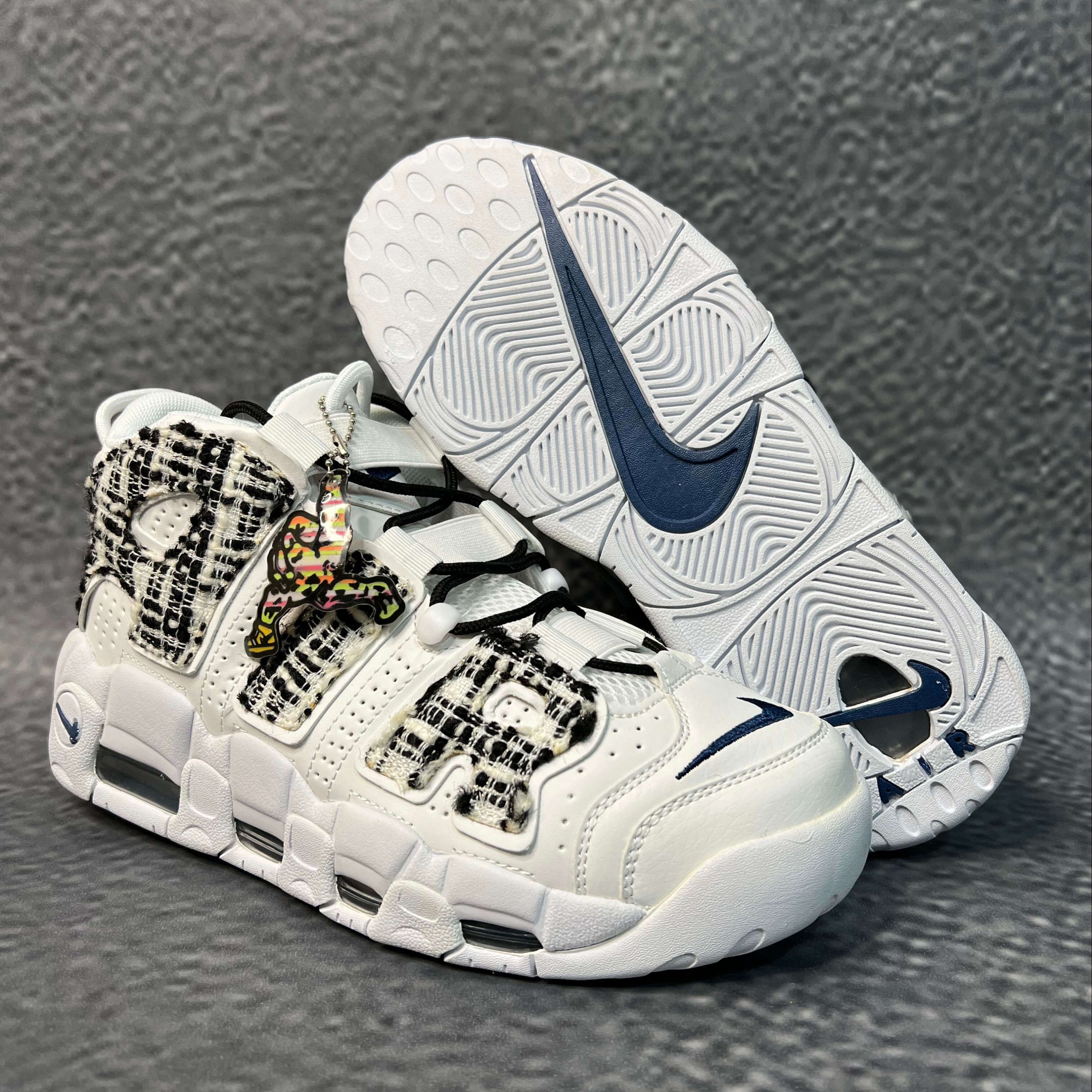 کتونی بسکتبالی WMNS AIR MORE UPTEMPO - کتونی مشابه اورجینال نایک - کفش نایک 
