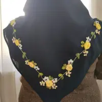 روسری کرپ حریر حاشیه دوزی شده با روبان مجستیک ونخ ابریشم