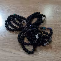 دستبند اونیکس مشکی پس کرایه  با پیک به  تهران   درب  منزل   پرداخت شود  