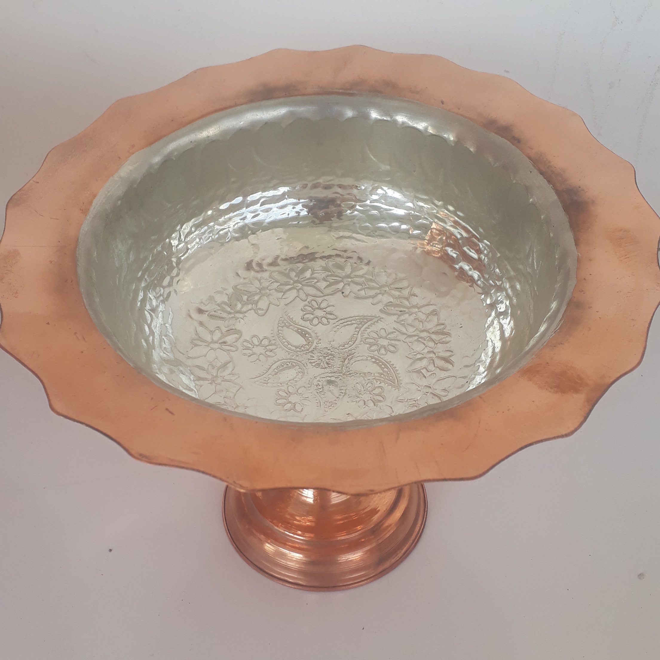 اجیل خوری مسی پایه دار یزدی طرح اتشدان