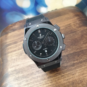 ساعت هابلوت مردانه بند چرم مشکی صفحه مشکی