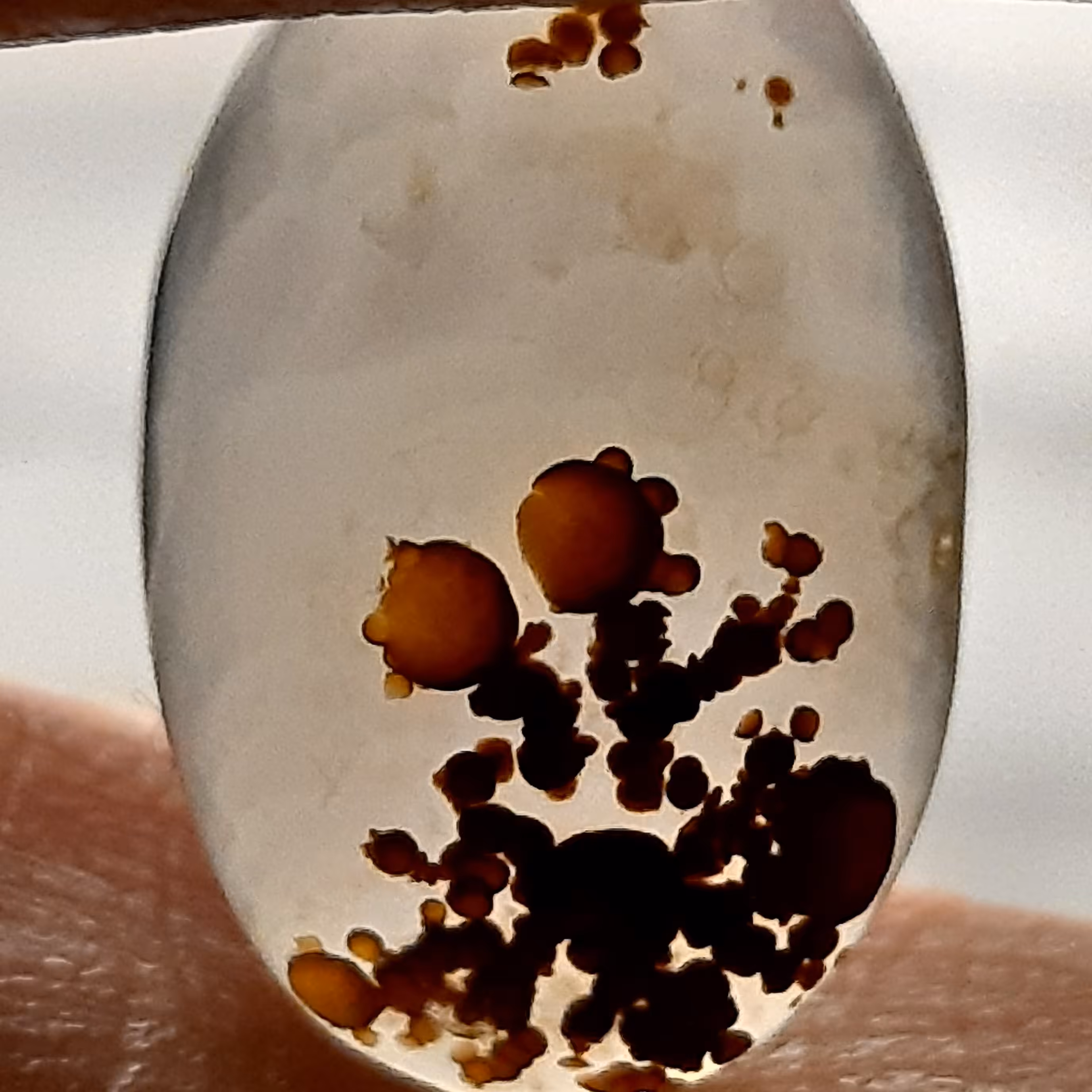 عقیق پیرزن ومرد پیر پشت بپشت