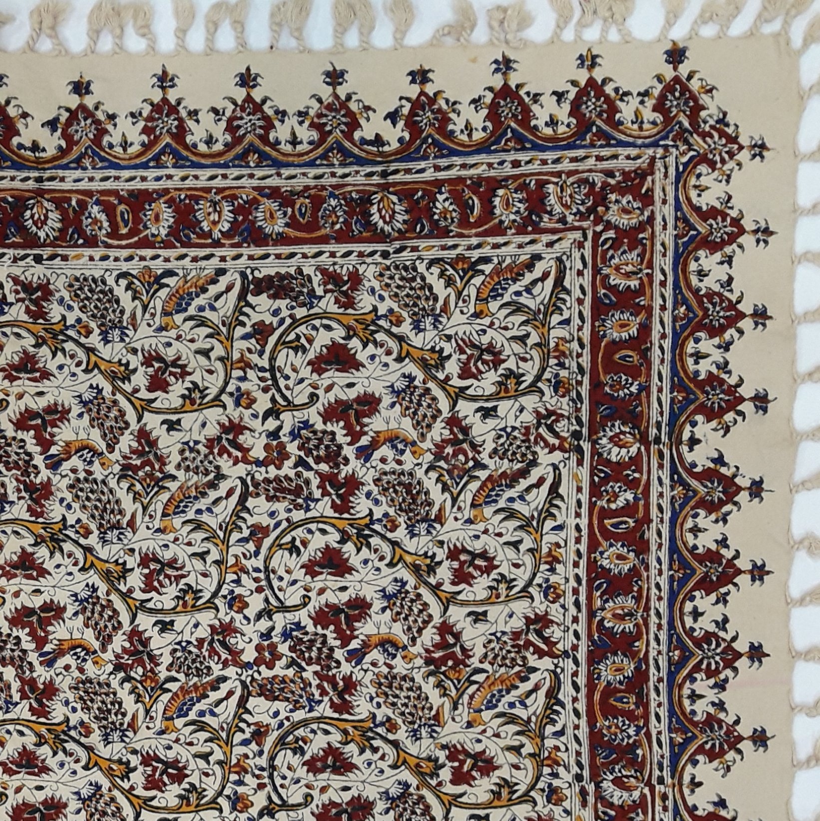 رومیزی 100  انگوری قلمکار اصفهان