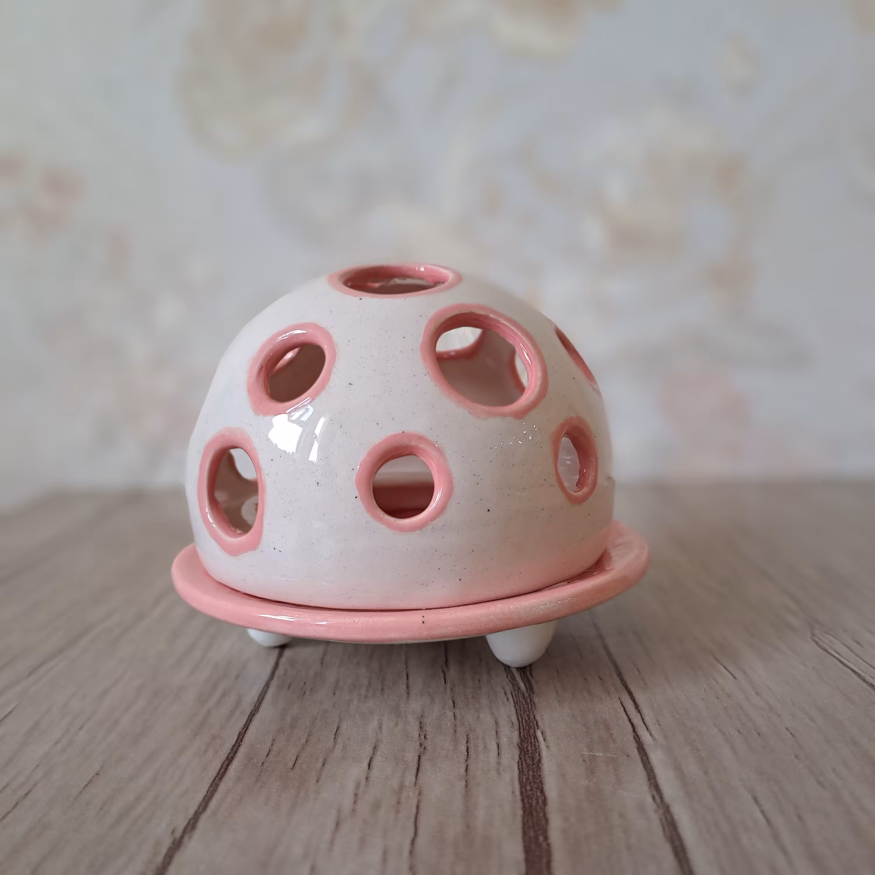 جاشمعی وارمر سرامیکی پخت شده در کوره و رنگ ثابت و قابل شستشو مقاوم به گرما رنگ سفید و گلبهی