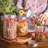 بانکه حبوبات طرح قلبِ سِنین سایز 3 با درب کانتینری