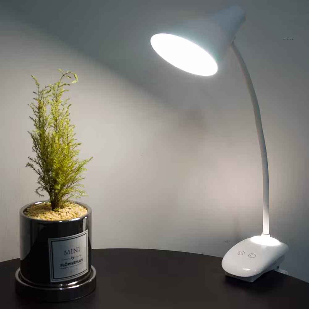 چراغ مطالعه و خواب گیره دار شارژی کد TGX-7005