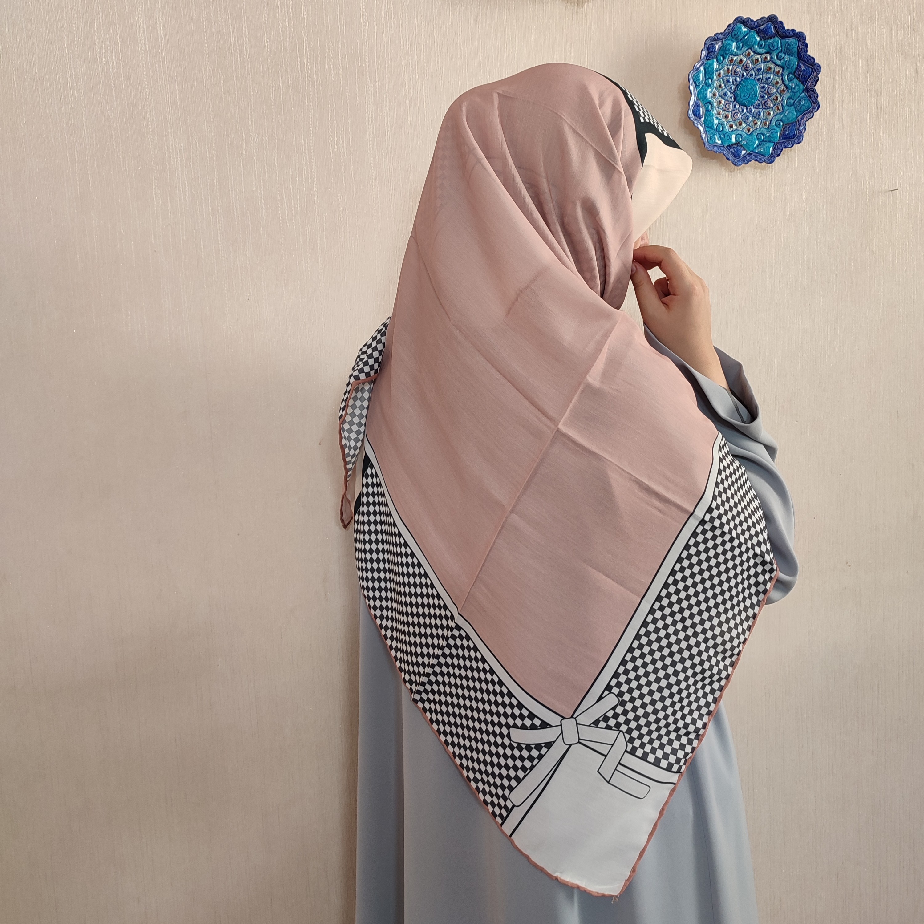 روسری نخی قواره 130 سبک و زیبا
